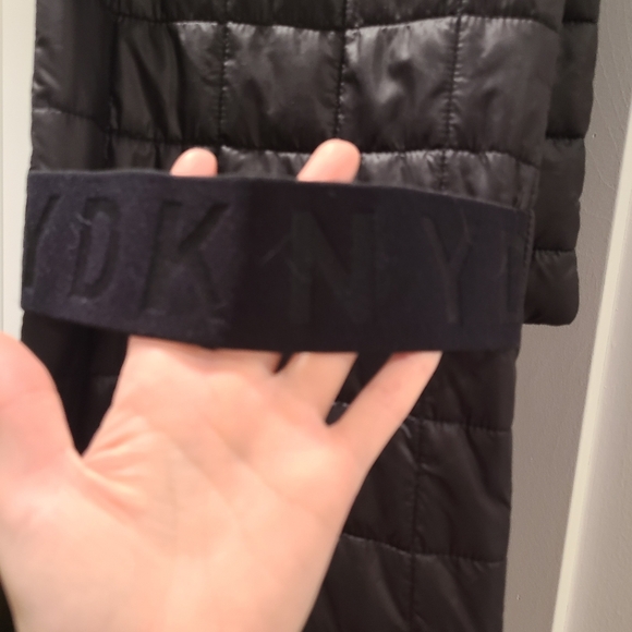 DKNY scarf - Picture 2 of 3